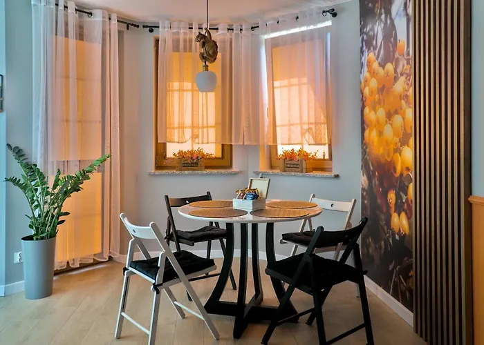 Czerwona Jarzebina Centrum Apartment